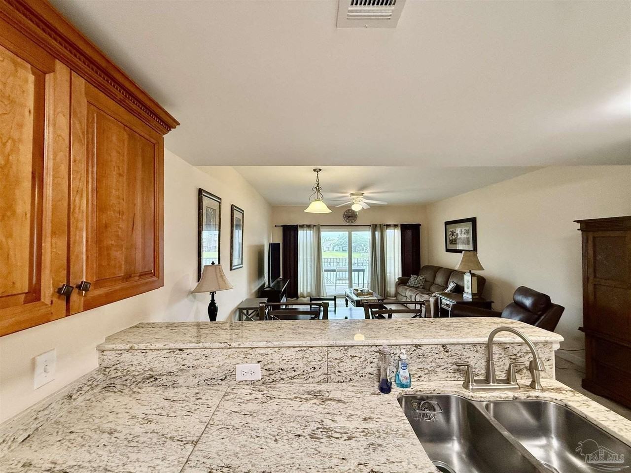 510 Fort Pickens Rd - Photo 7 of 29