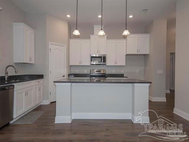 5746 Dunridge Dr - Photo 4 of 9