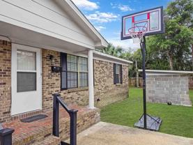 1011 Dr Martin L King Jr Dr #B - Photo 1 of 1