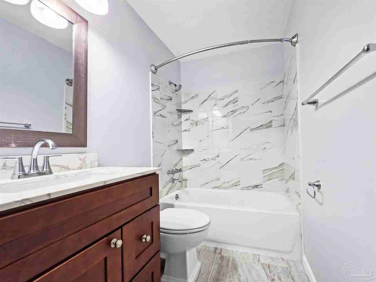 1011 Dr Martin L King Jr Dr #B - Photo 7 of 14