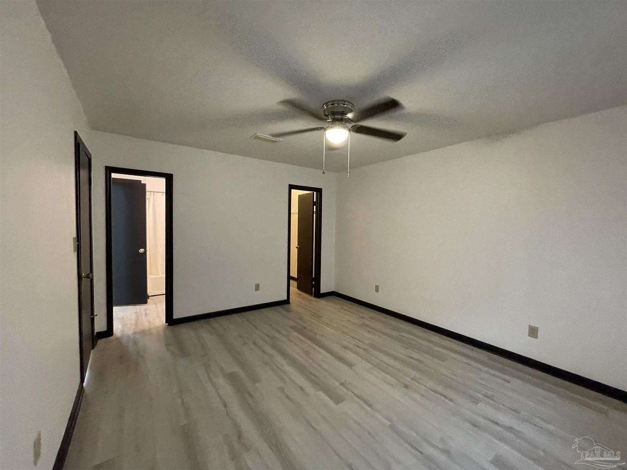 9928 Fairway Villas Ln - Photo 5 of 17