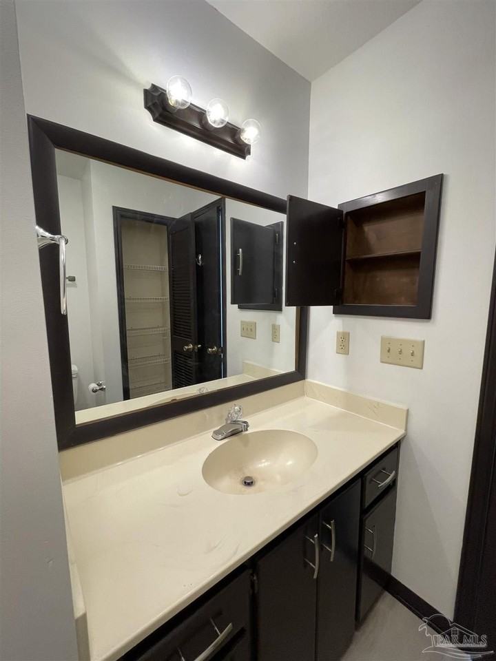 9928 Fairway Villas Ln - Photo 6 of 17