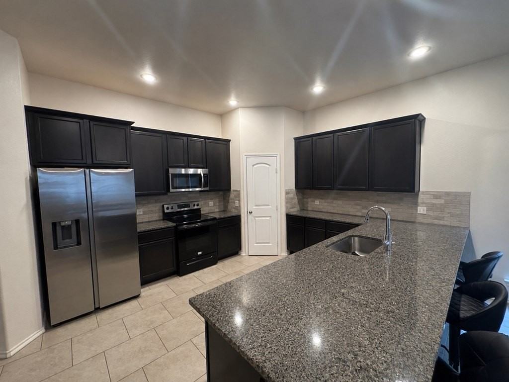 9026 Pepper Grass Ave - Photo 3 of 18