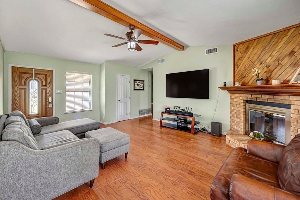 10803 E County Road 104 - Photo 3 of 22