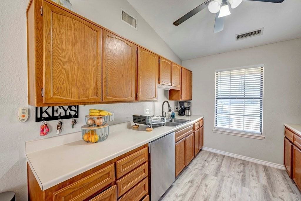 10803 E County Road 104 - Photo 7 of 22