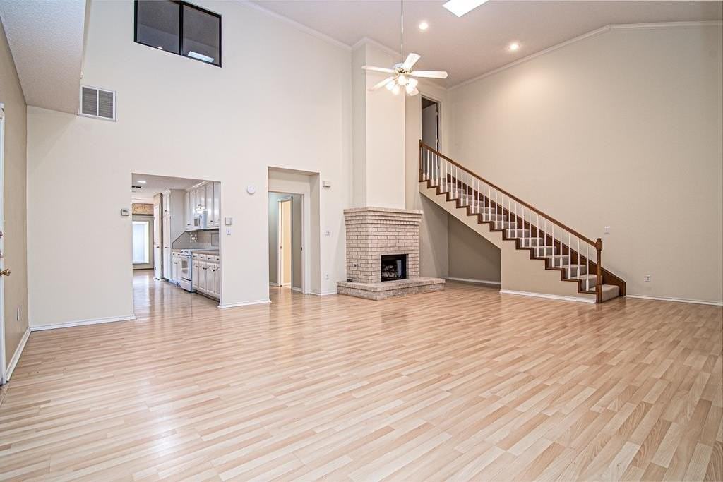 3527 Boyd Ave - Photo 3 of 34