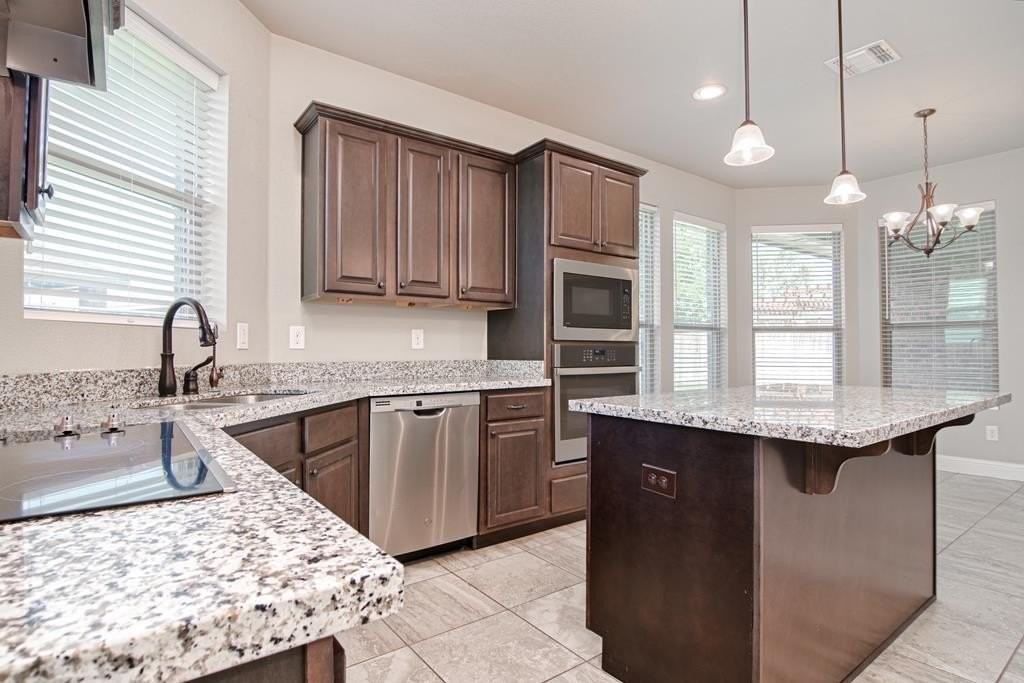 6014 Sunrise Way - Photo 4 of 28