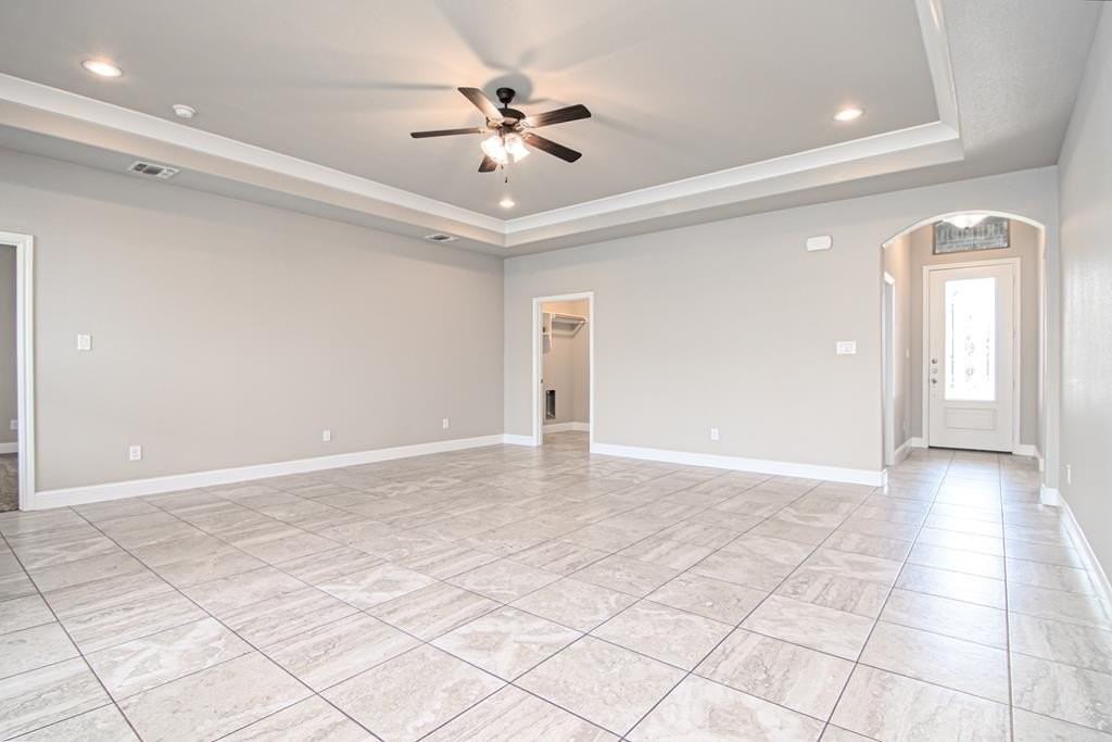 6014 Sunrise Way - Photo 6 of 28