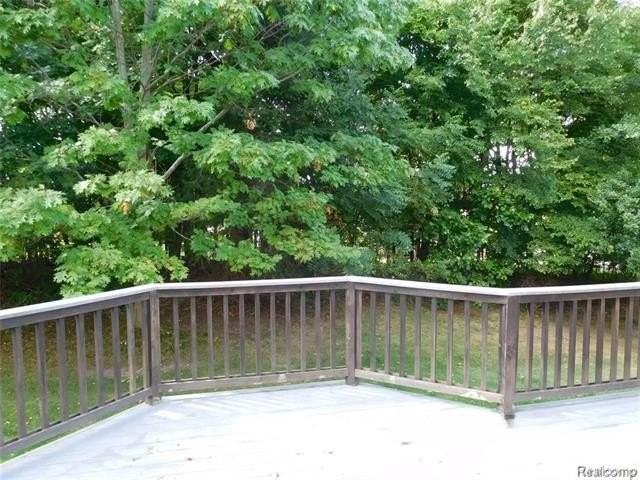29377 Whistler Dr - Photo 4 of 49