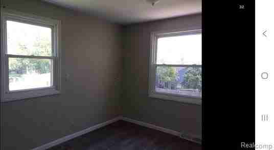 1040 Oregon Blvd - Photo 6 of 9