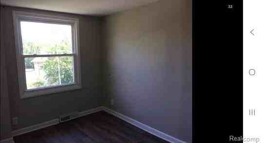 1040 Oregon Blvd - Photo 7 of 9