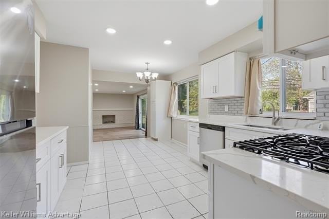 27955 Berkshire Dr - Photo 6 of 23
