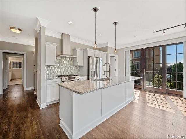 451 S Eton St - Photo 6 of 10