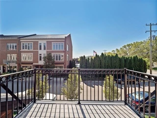 451 S Eton St - Photo 7 of 10
