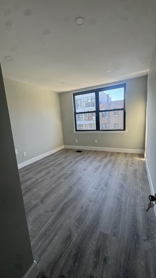 269A Marion St #2 - Photo 2 of 7