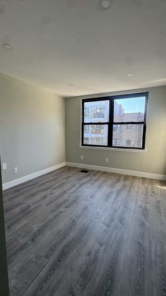 269A Marion St #2 - Photo 7 of 7
