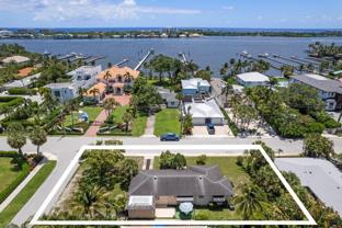 1725 N Lakeside Dr - Photo 1 of 1