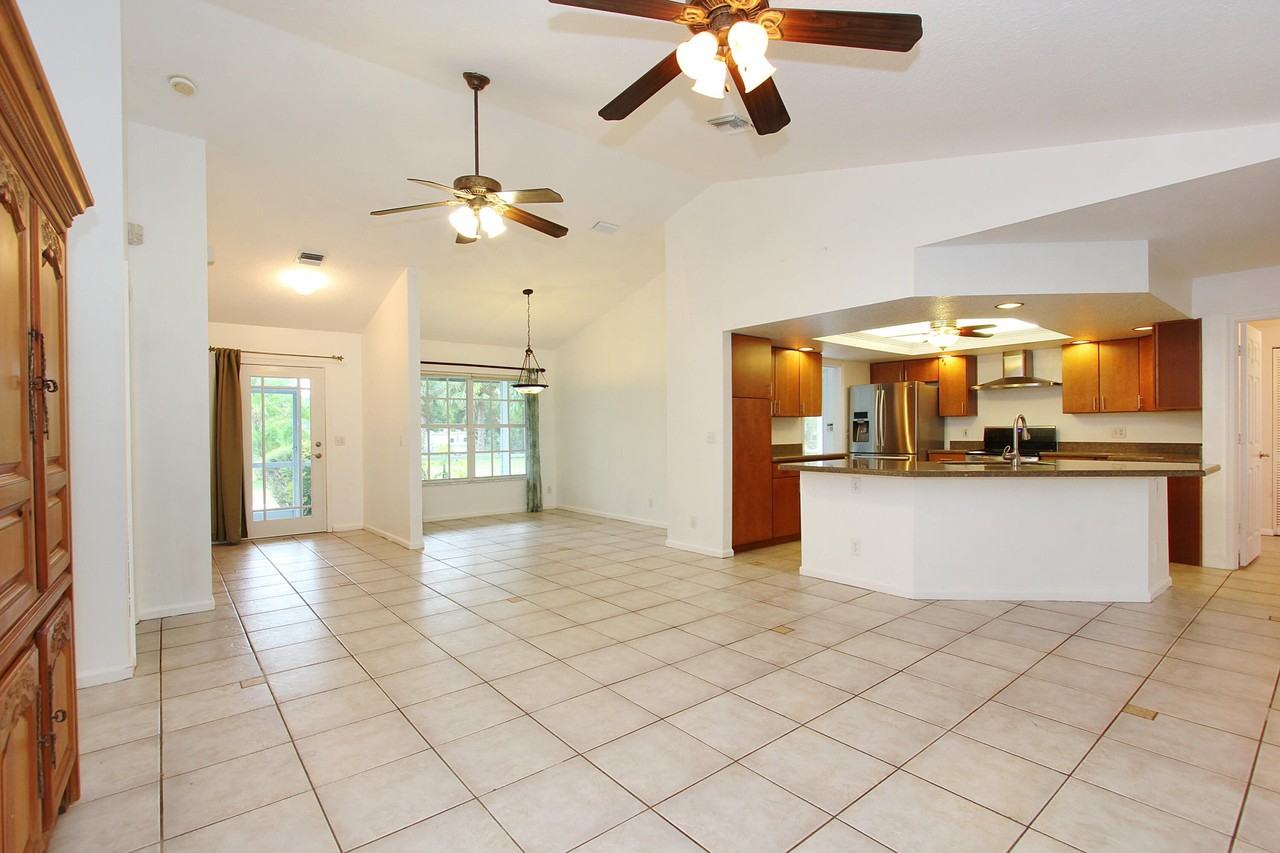 16655 113th Trl N - Photo 4 of 38