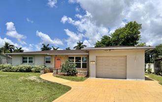 2090 Nw 84th Ter - Photo 1 of 1