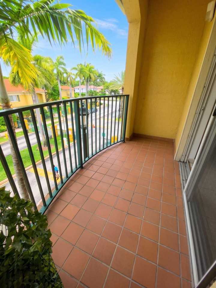 7240 Nw 114th Ave #304