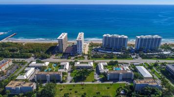 featured image of 950 De Soto Rd #2B