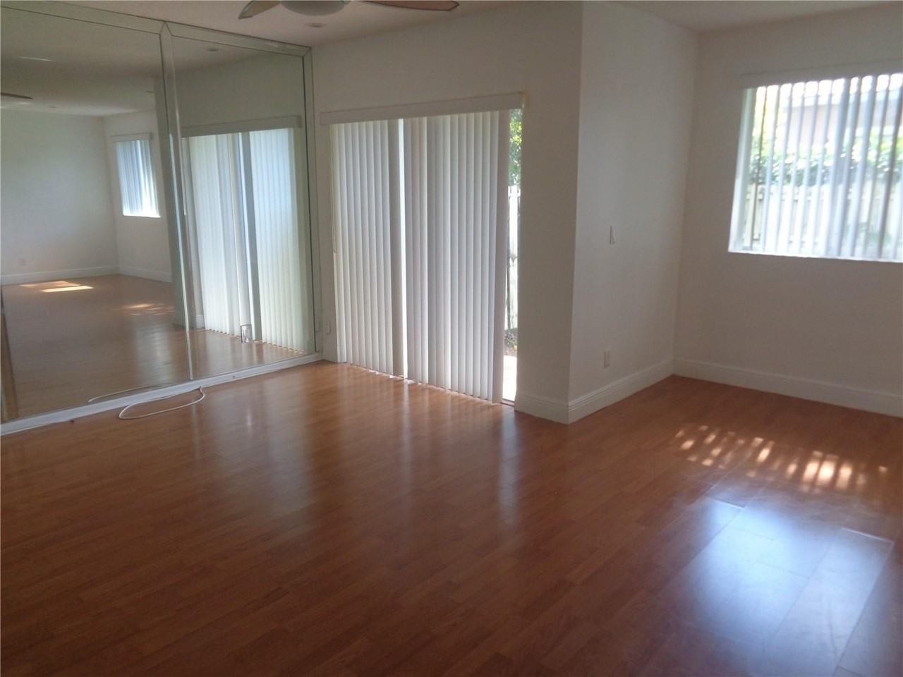 10939 W Broward Blvd #10939 - Photo 7 of 12