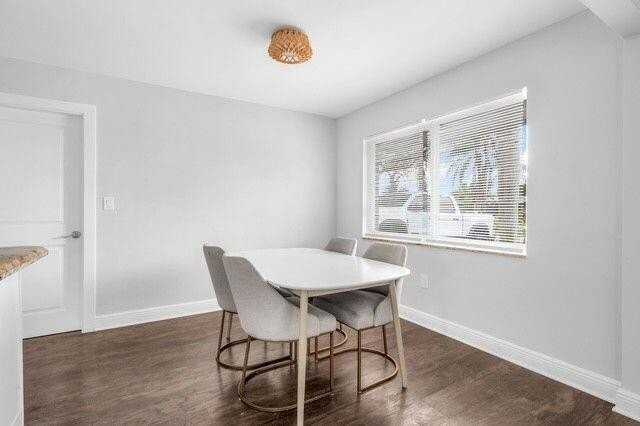1740 Ne 64th St - Photo 7 of 9