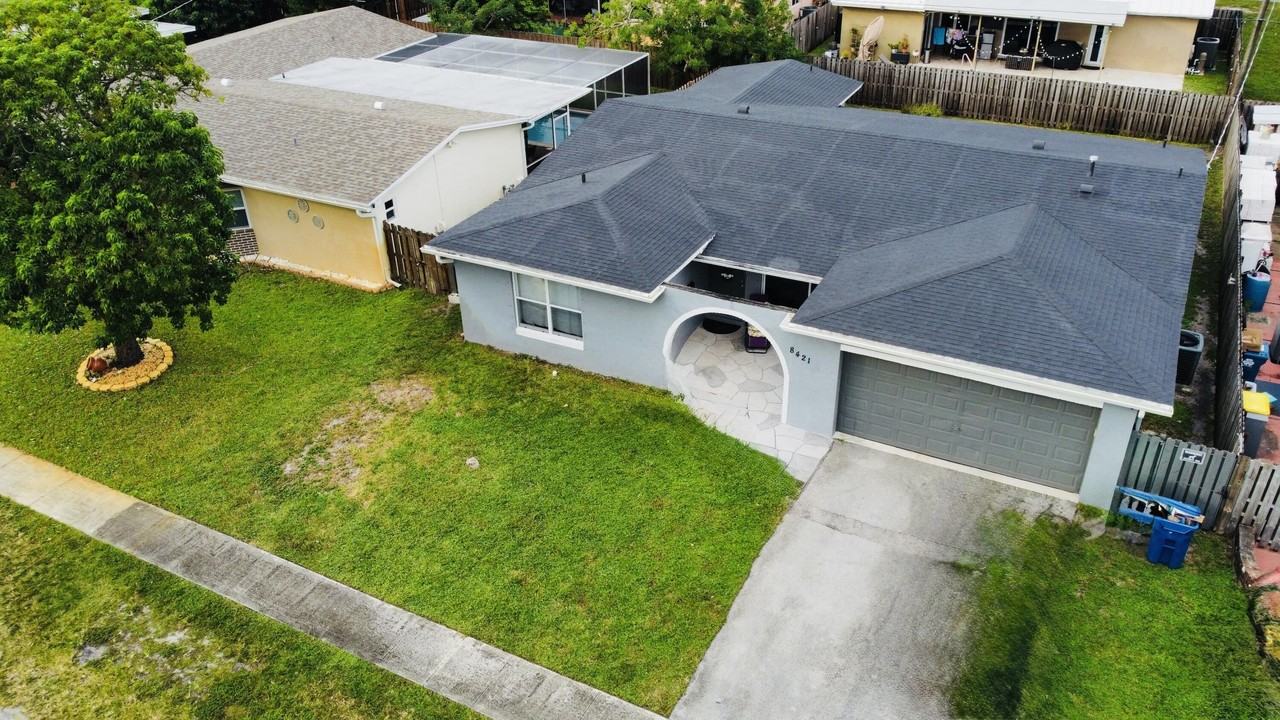 8421 Nw 21st Ct - Photo 2 of 24