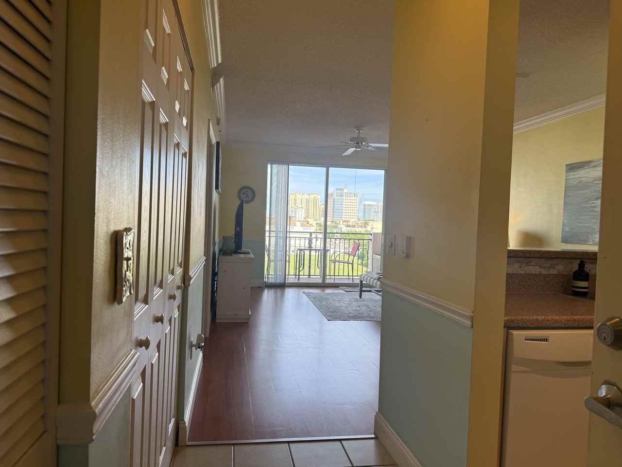 616 Clearwater Park Rd #607 - Photo 7 of 28