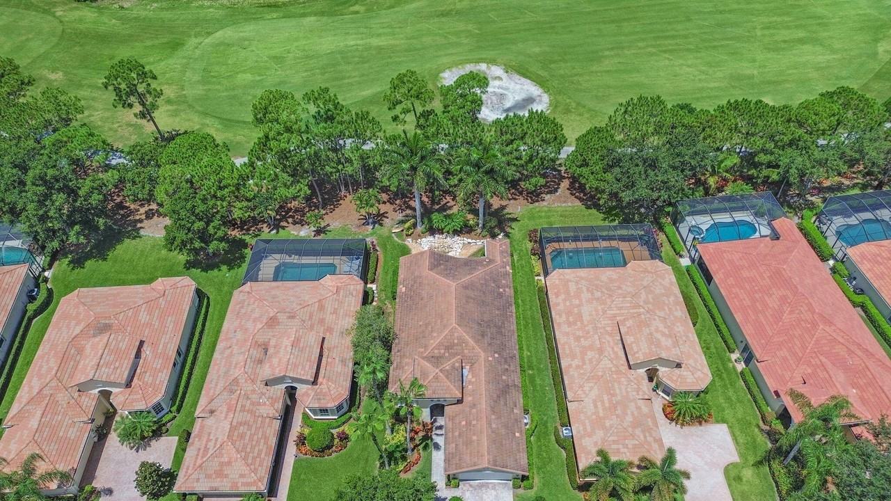 8901 Champions Way - Photo 4 of 23