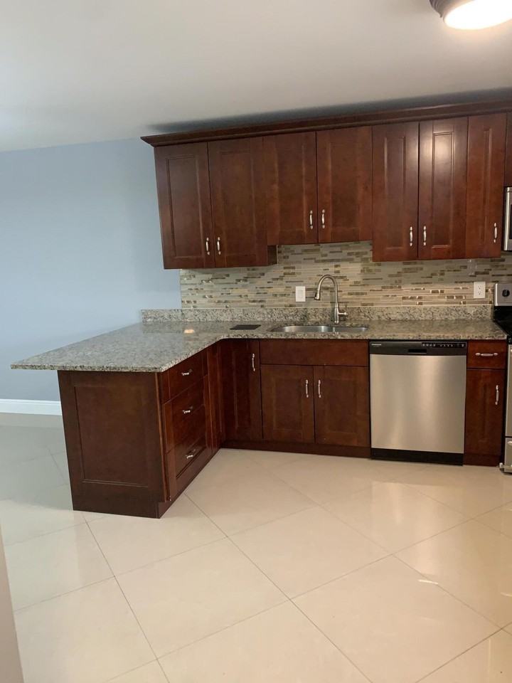 125 Lake Nancy Dr #241 - Photo 4 of 29