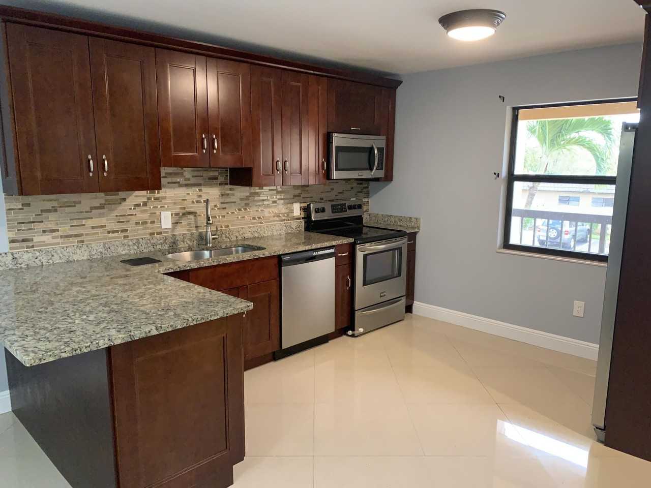125 Lake Nancy Dr #241 - Photo 5 of 29