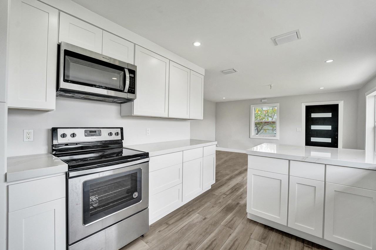 5601 Sw 36th Ct - Photo 6 of 50