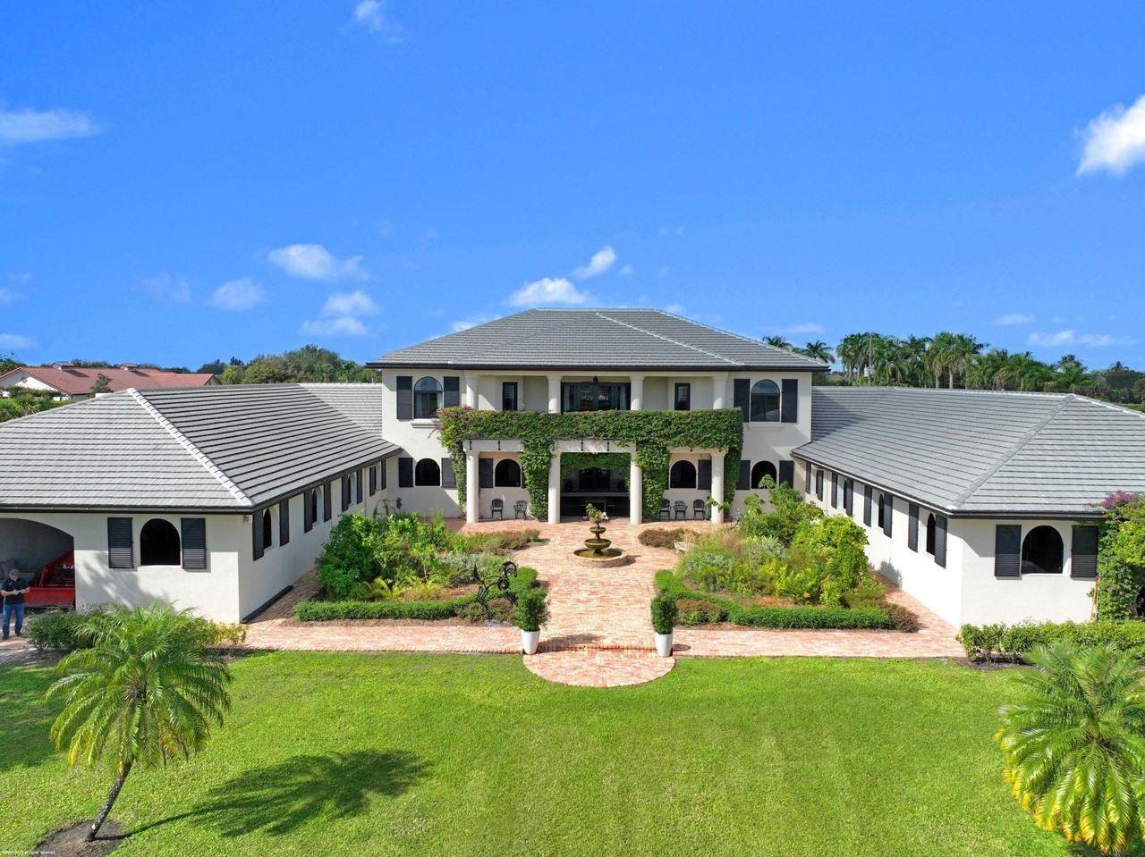 14710 Palm Beach Point Blvd - Photo 3 of 46