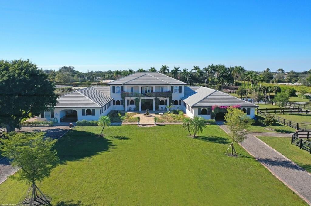 14710 Palm Beach Point Blvd - Photo 6 of 46