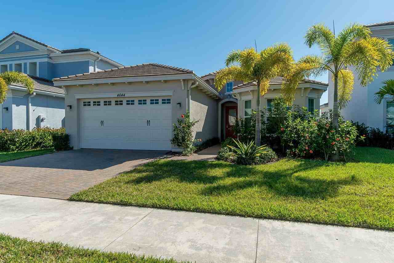 4644 Citron Way - Photo 3 of 50