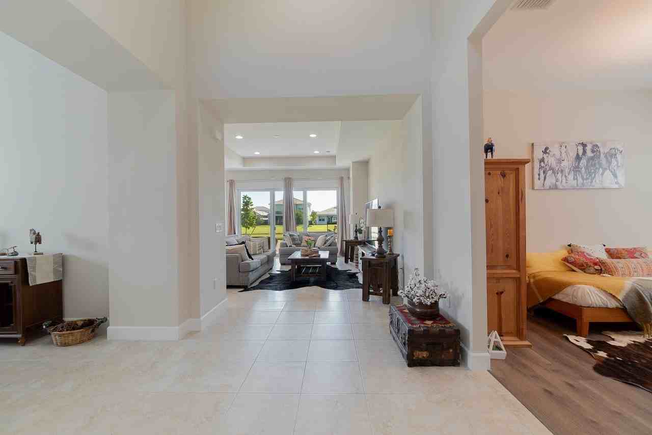 4644 Citron Way - Photo 5 of 50