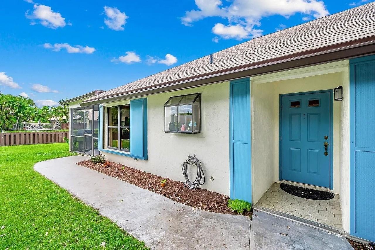 378 Sw 28th Ave - Photo 4 of 39