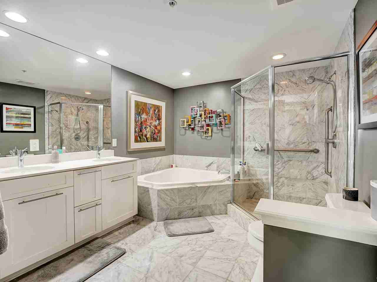 235 Ne 1st St #413 - Photo 4 of 31