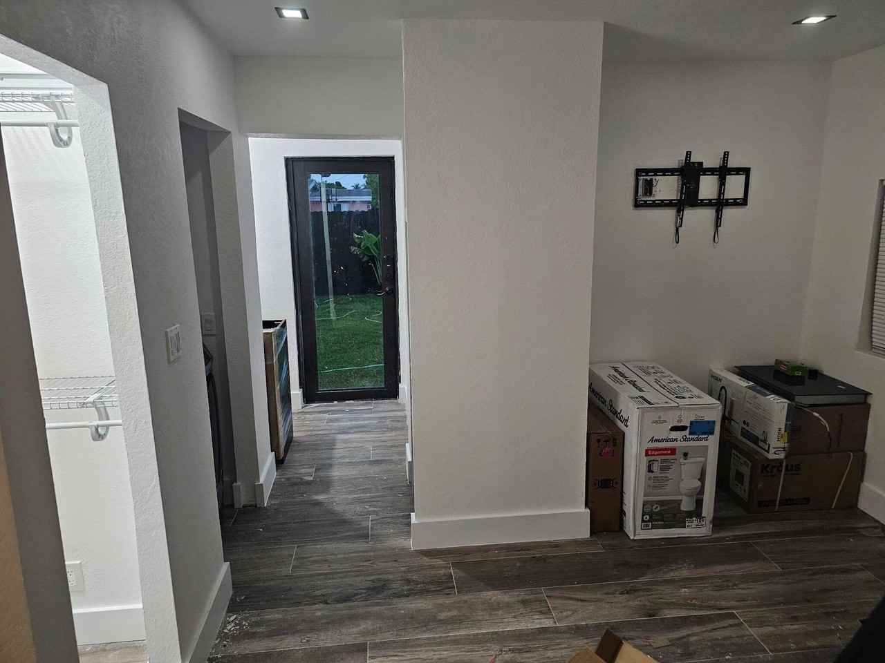 1330 Ne 41st Dr #2 - Photo 6 of 9