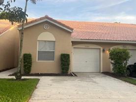 2480 S Coral Trace Cir - Photo 1 of 1