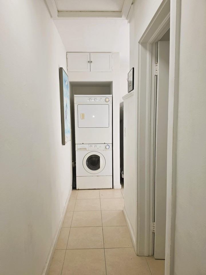 441 26th St - Photo 5 of 12