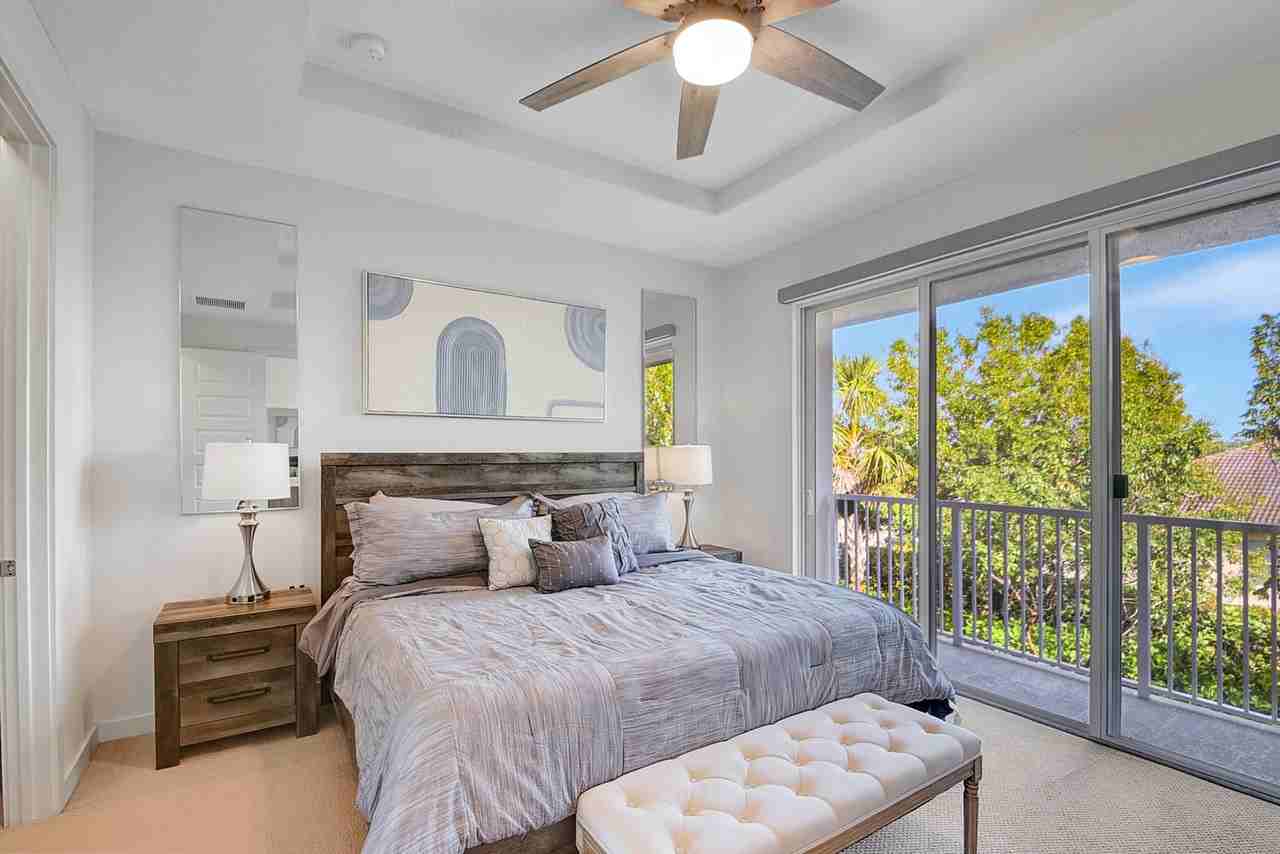 220 Pioneer Way - Photo 6 of 16