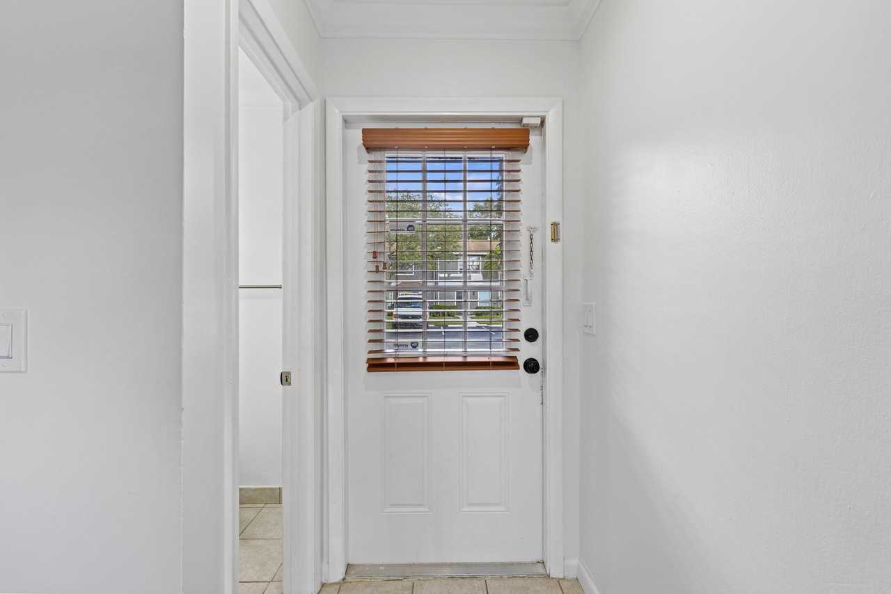814 Hill Dr #C - Photo 6 of 31