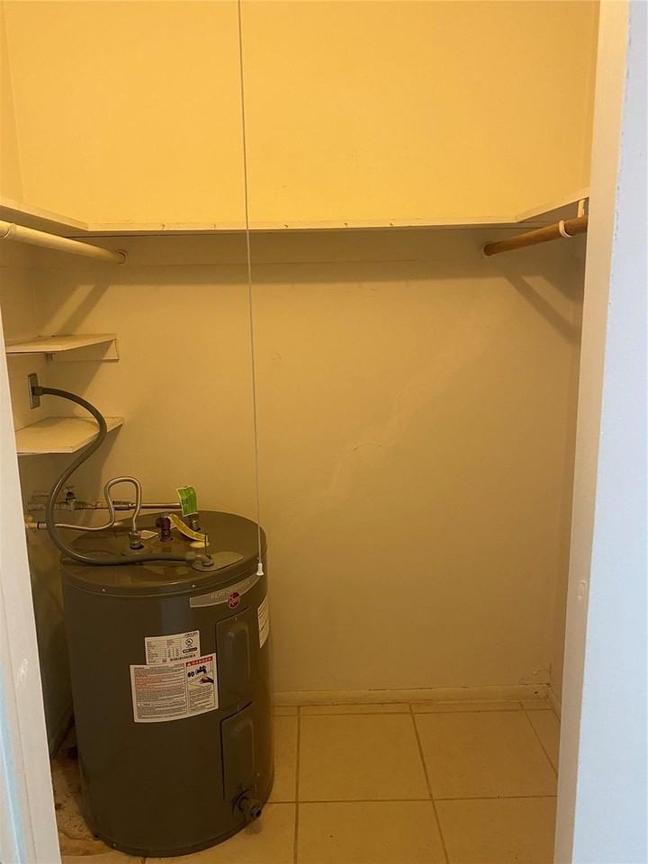 1812 E Oakland Park Blvd #19 - Photo 6 of 7