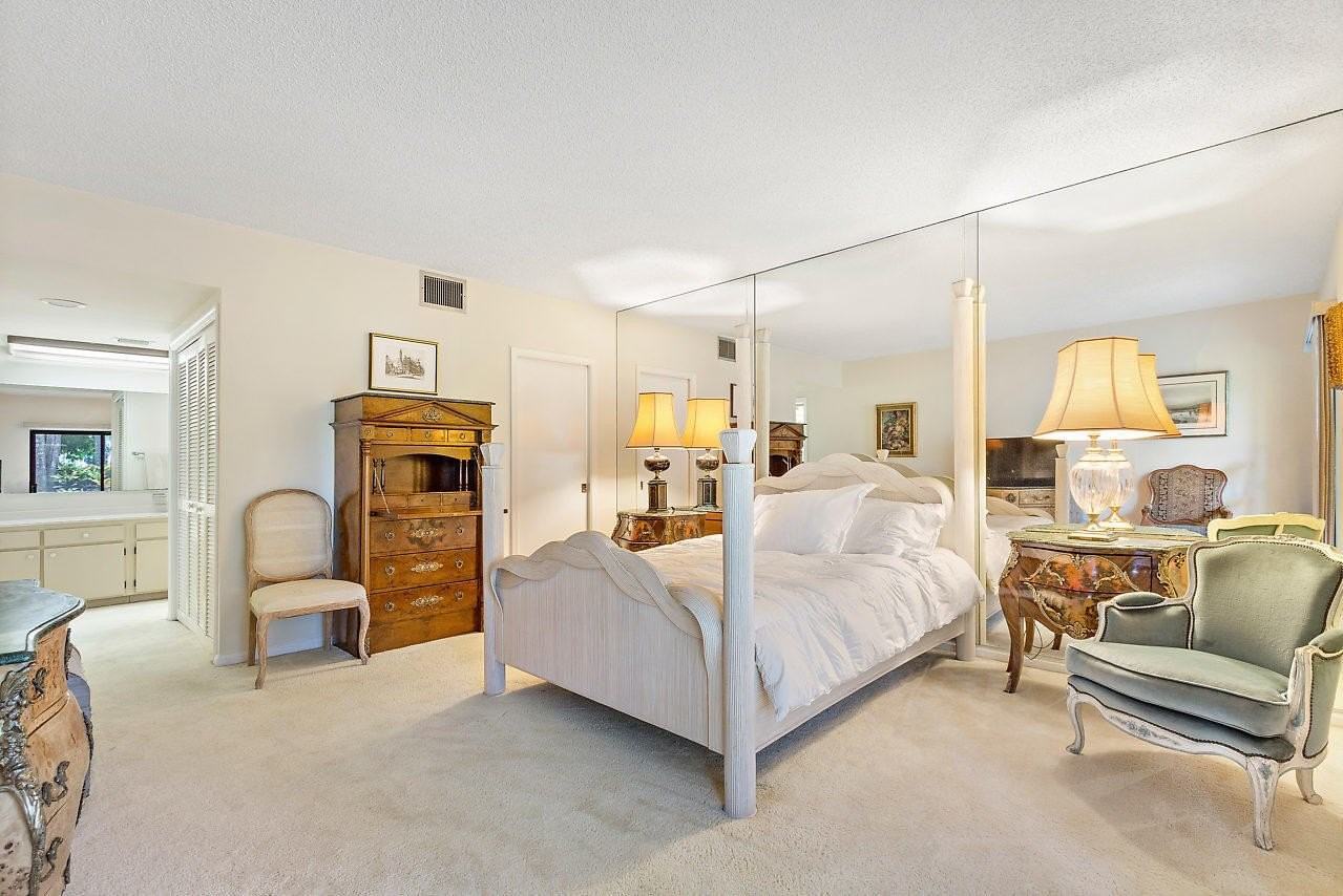 11863 Wimbledon Cir #426 - Photo 7 of 25