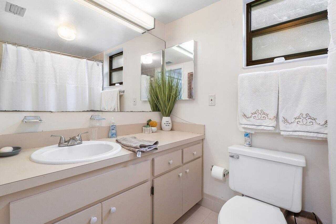 11863 Wimbledon Cir #427 - Photo 6 of 27