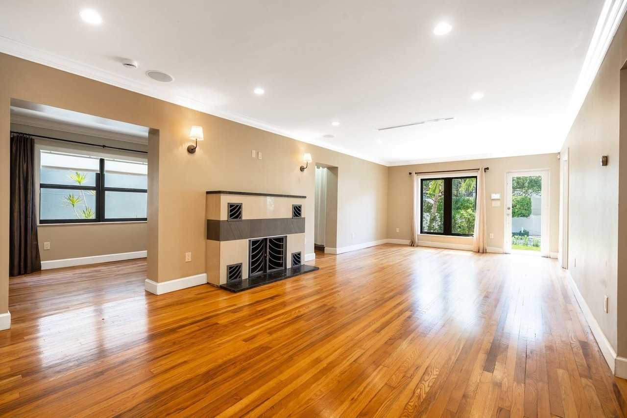 15 S Victoria Park Rd - Photo 5 of 26