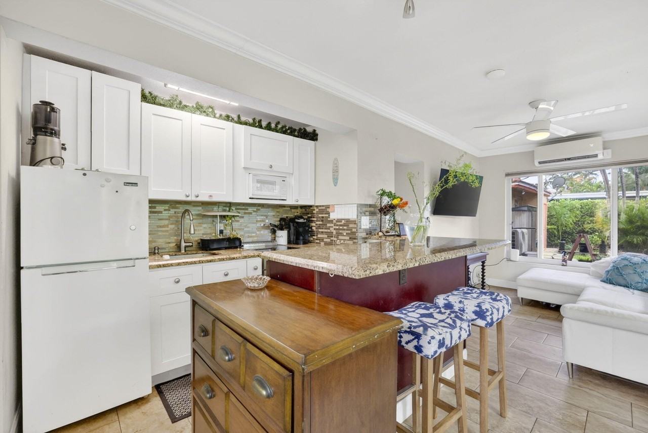 3207 Marine Dr #A - Photo 6 of 38
