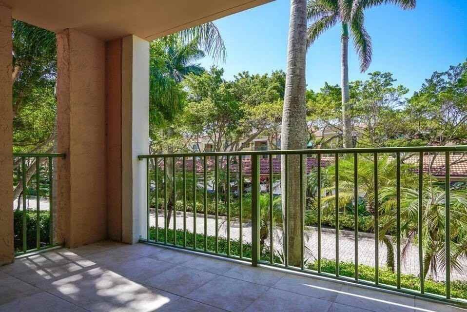 140 Yacht Club Way #206 - Photo 2 of 29